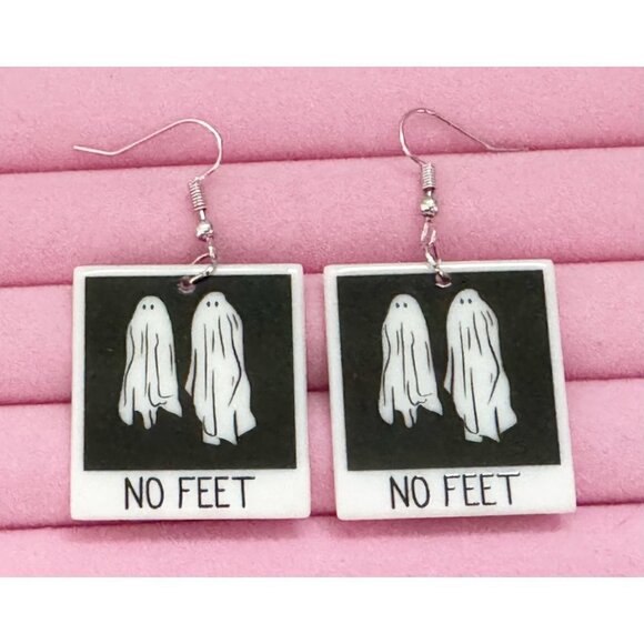 Beetlejuice "No Feet" square earrings hook back light wearing - Picture 1 of 1